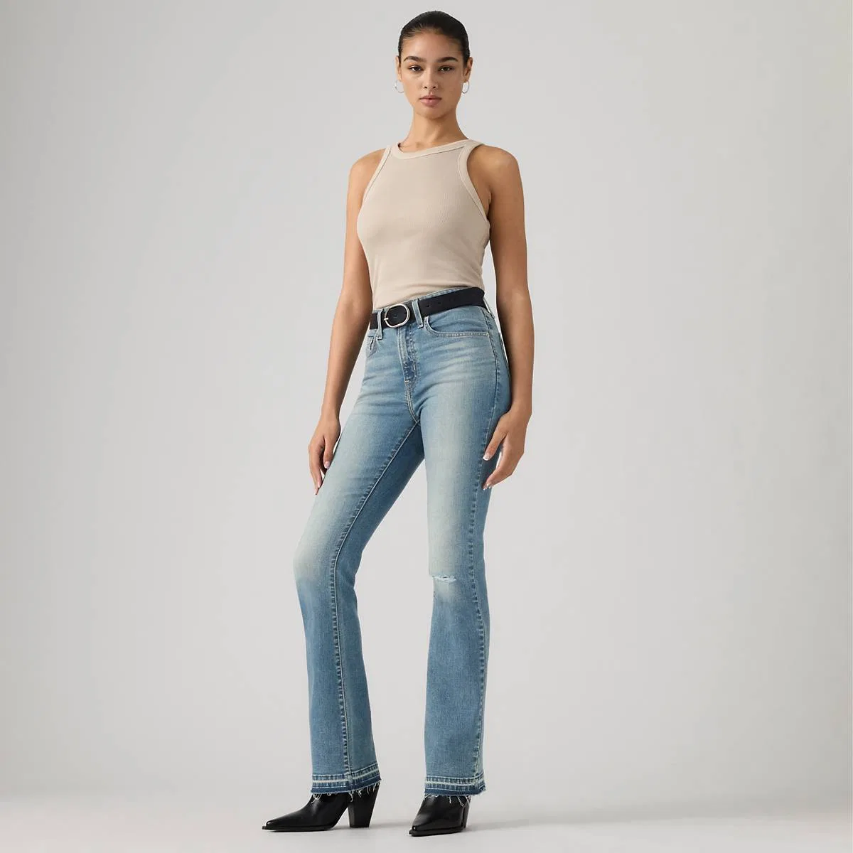 джинсы 725 с высокой посадкой и расклешенными штанинами для женщин Levi's, Some More - Medium Wash