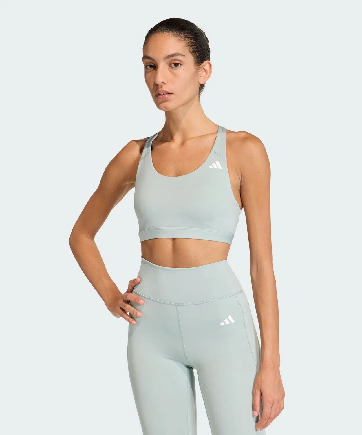 Женский спортивный бюстгальтер средней поддержки Climacool Optime Essentials Workout Medium Support Bra Adidas, Green — фото 2
