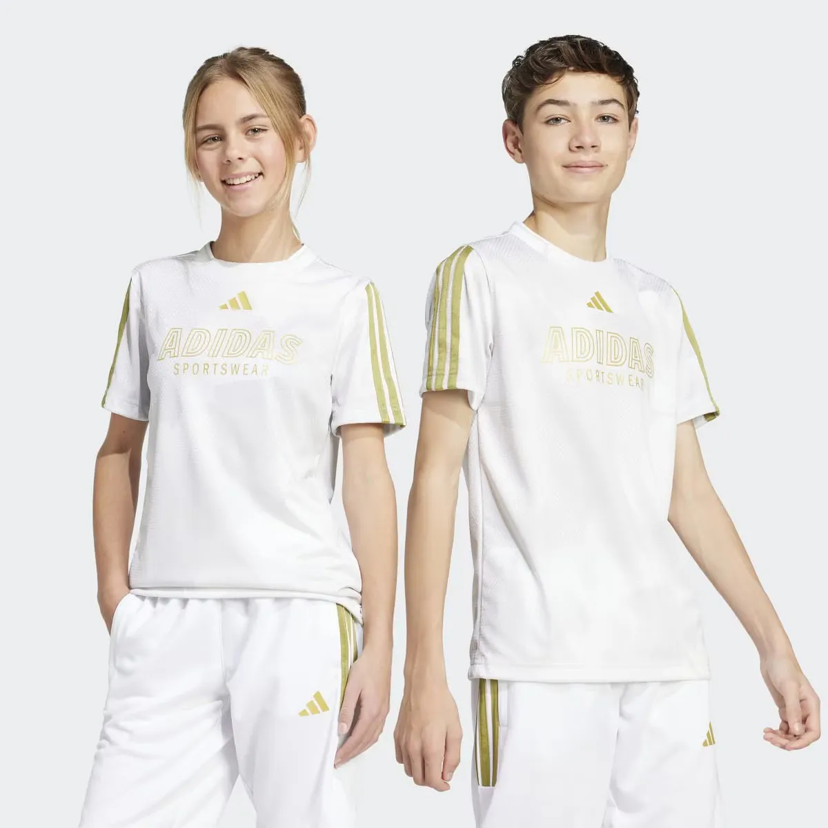 

Детская футболка House of Tiro Colors of Football adidas, белый