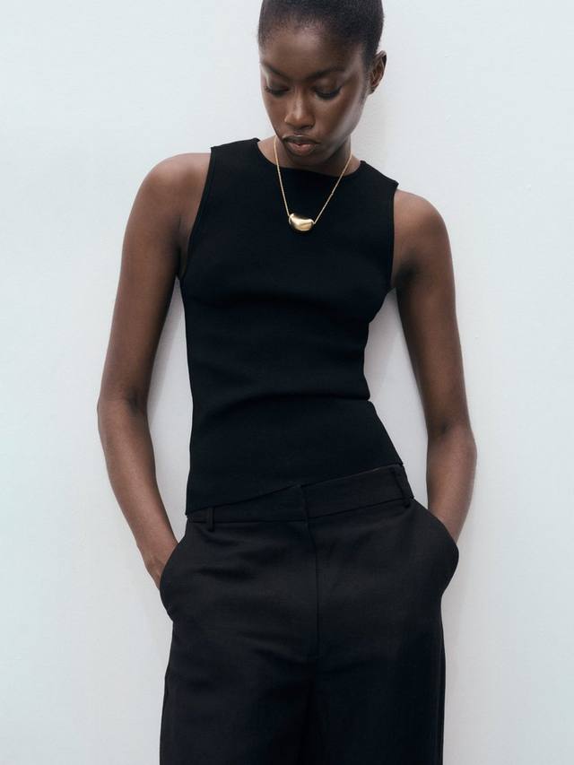 

Топ без рукавов Hernan Fine Knit Mango, Black