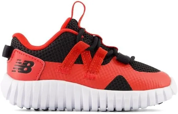 Детские кроссовки для мальчиков Playgruv V2 Bungee New Balance, True Red/Black — фото 2