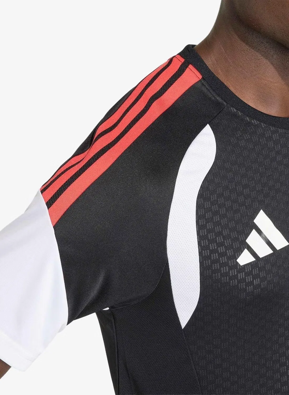 Футболка тренировочная Tiro 26 Adidas, черный — фото 3
