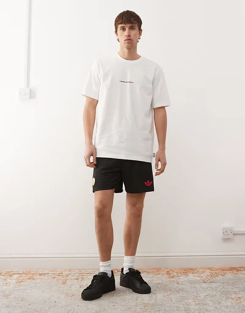 Футбольные шорты Adidas Manchester United x Stone Roses, черный — фото 2