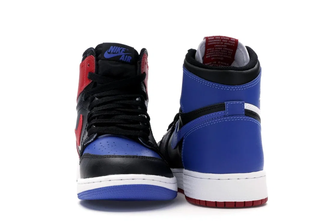 Детские кроссовки с контрастным дизайном Jordan 1 Retro Jordan, Black/Varsity Red-Varsity Royal — фото 4