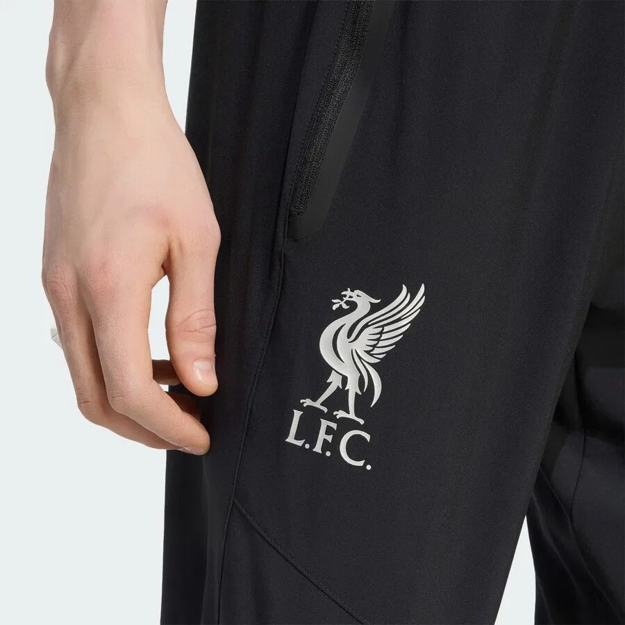 Спортивные брюки ADIDAS PERFORMANCE Regular Workout Pants 'FC Liverpool Tiro' черного цвета — фото 3