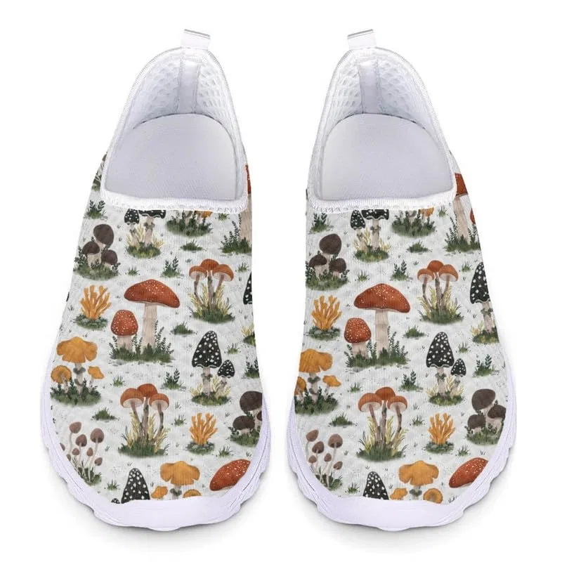 Детские кроссовки для девочек с принтом Pink Strawberry Womens Boho Sakura Slip-on Tie-Dye Rainbow Stripe, Pittura Estetica Dei Funghi Dell Acquerello Garronmavis — фото 3