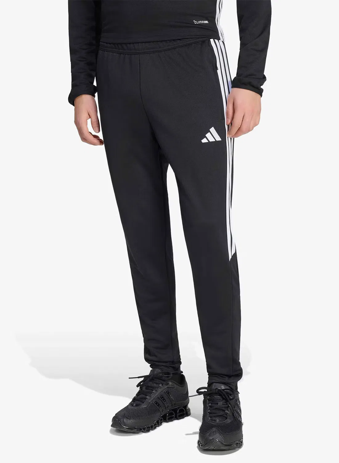 Брюки тренировочные с технологией Climacool Tiro 26 Essentials Adidas, черный