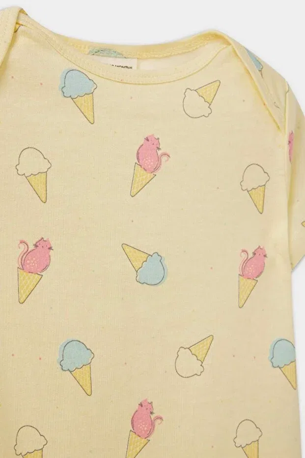 Детское боди-комбинезон для девочек с принтом Ice cream pattern Defacto, Yellow Yl450 — фото 2