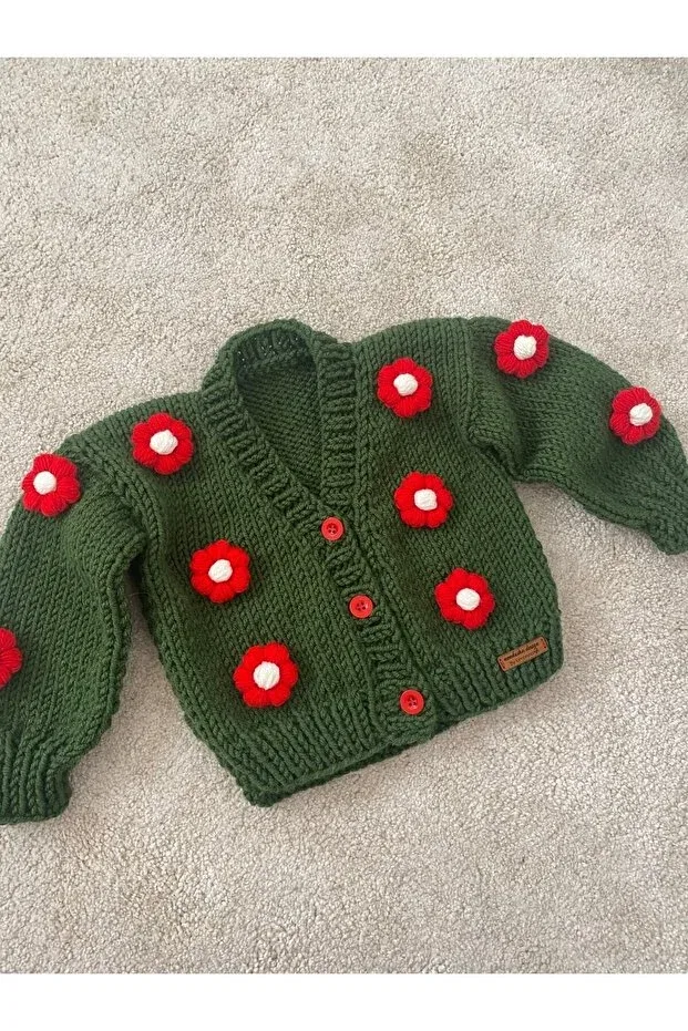 Детский кардиган для девочек с цветочным узором Hand knitted flower detailed christmas colors Nevalin, Green Red White — фото 2