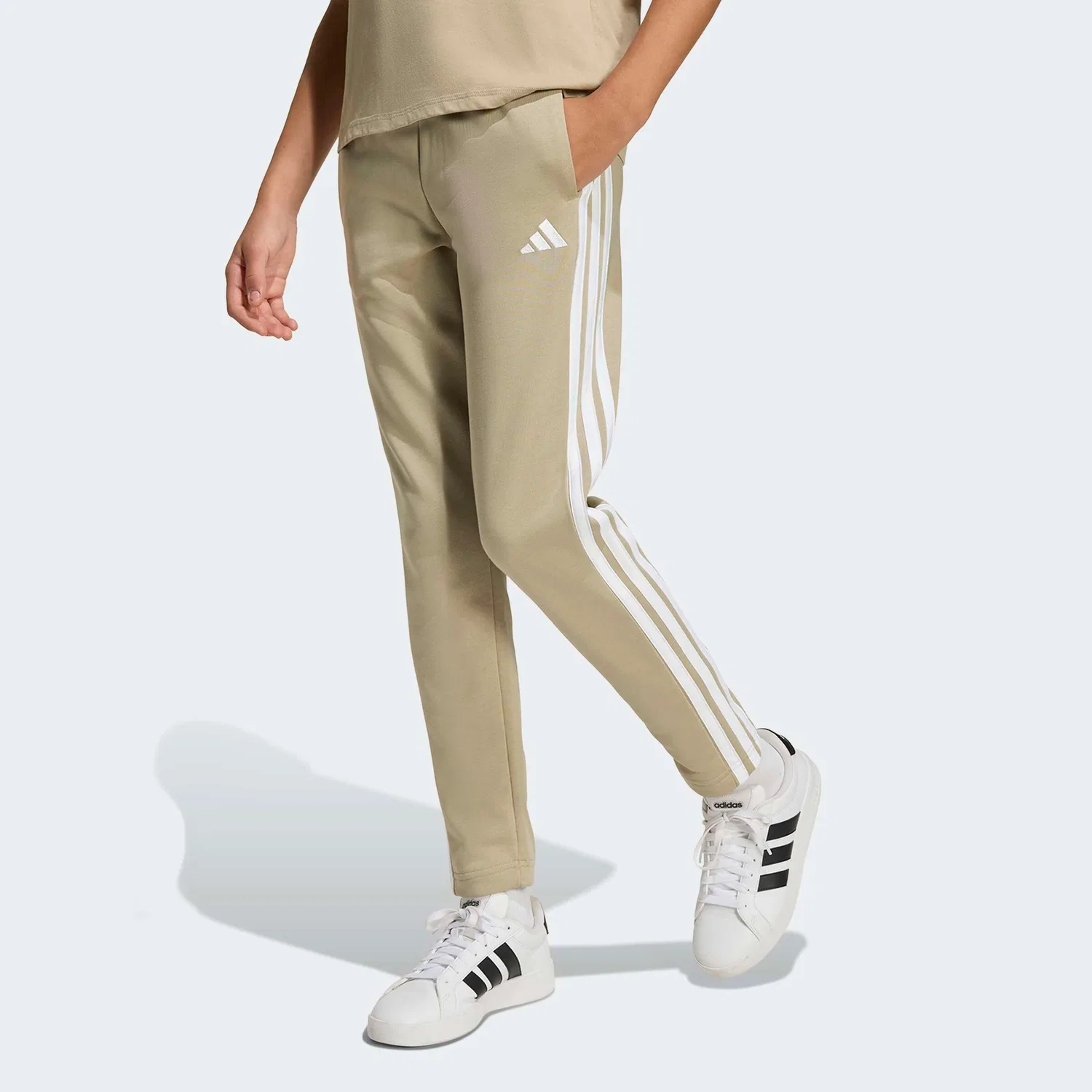Спортивные брюки Adidas Sportswear Slim fit для тренировок, бежевого цвета — фото 3