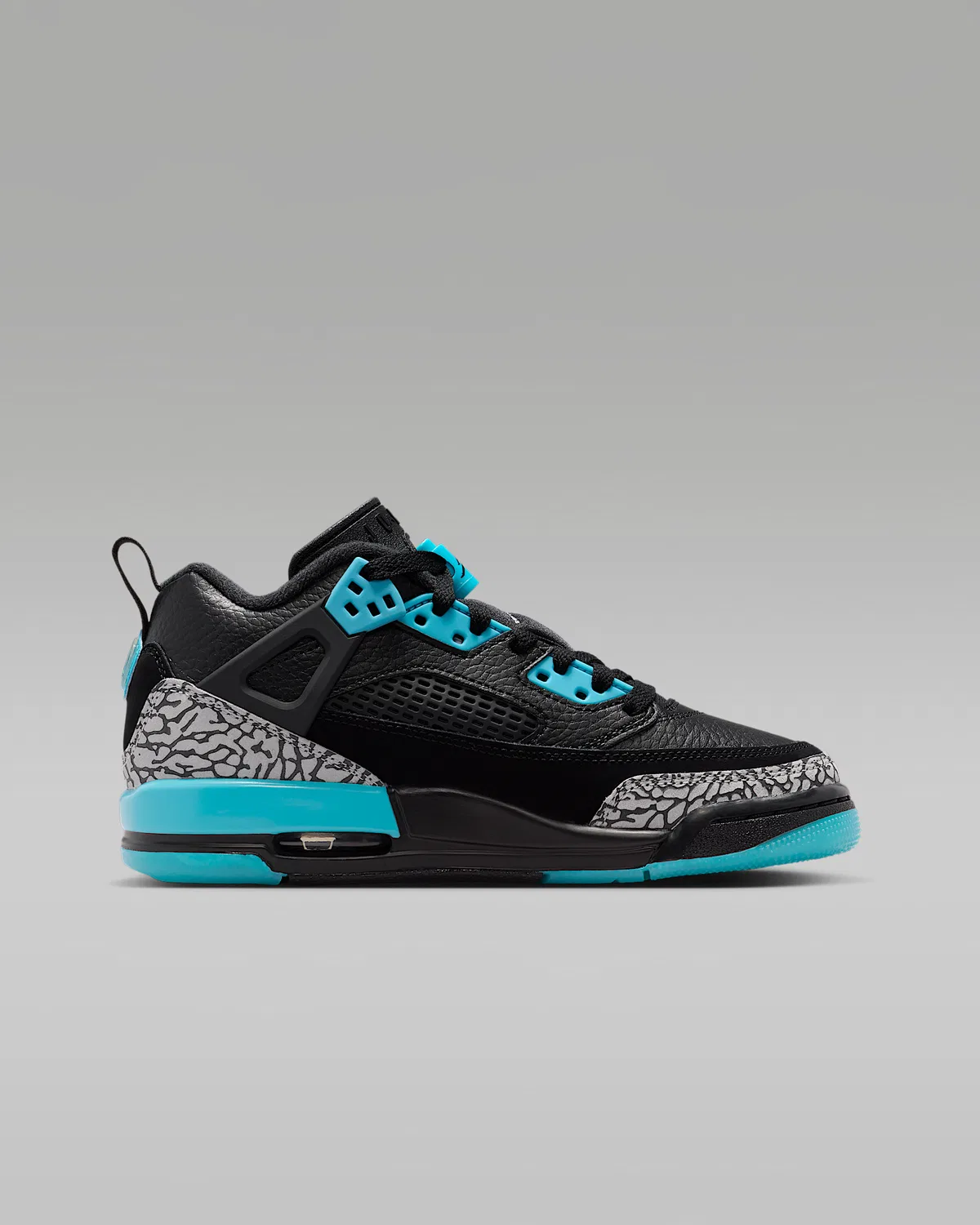 Детские кроссовки Jordan Spizike Low, Black/Gamma Blue/Wolf Grey — фото 3
