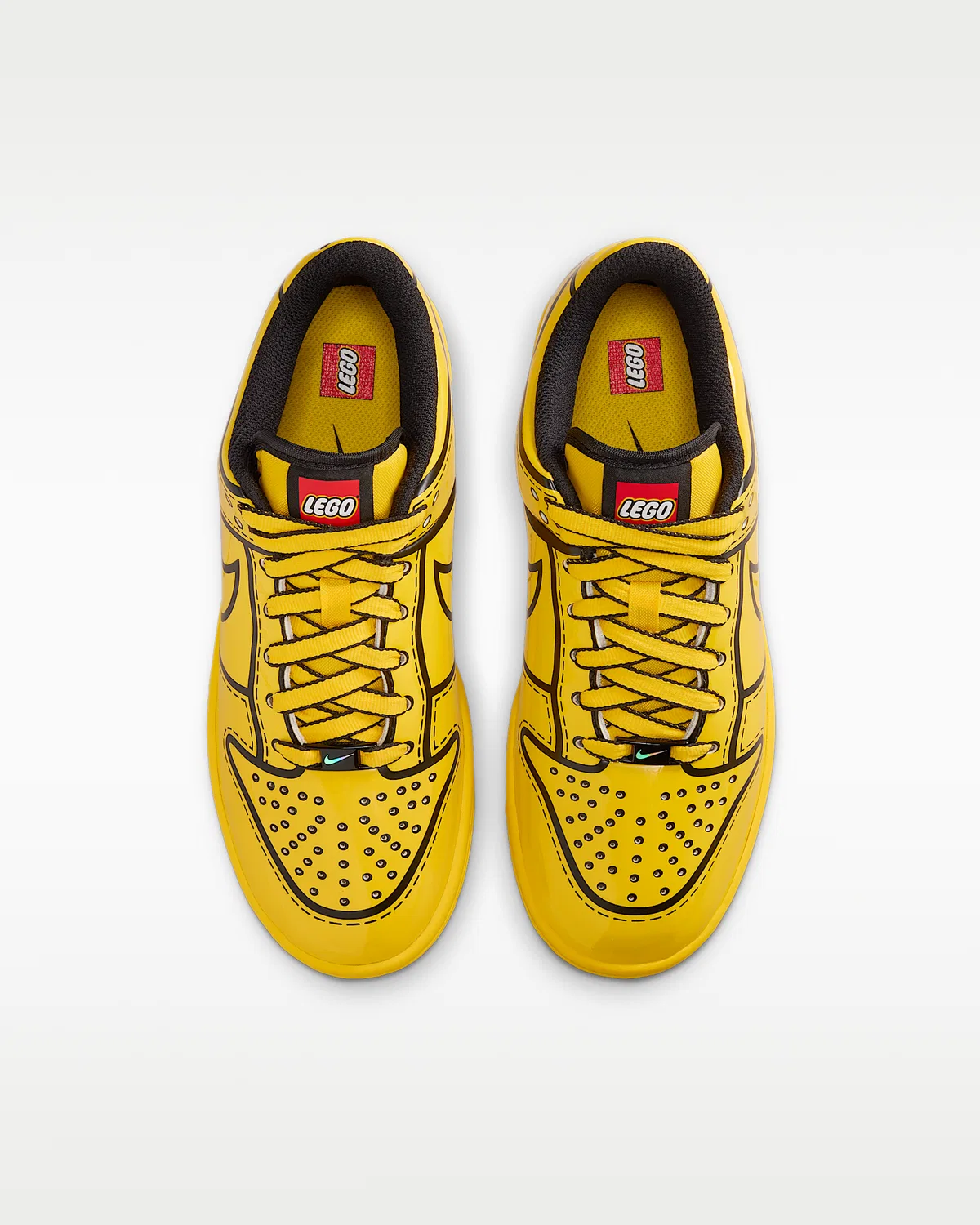 Детские кроссовки Nike Dunk Low x LEGO® Collection, Tour Yellow/Black/Volt/Tour Yellow — фото 4