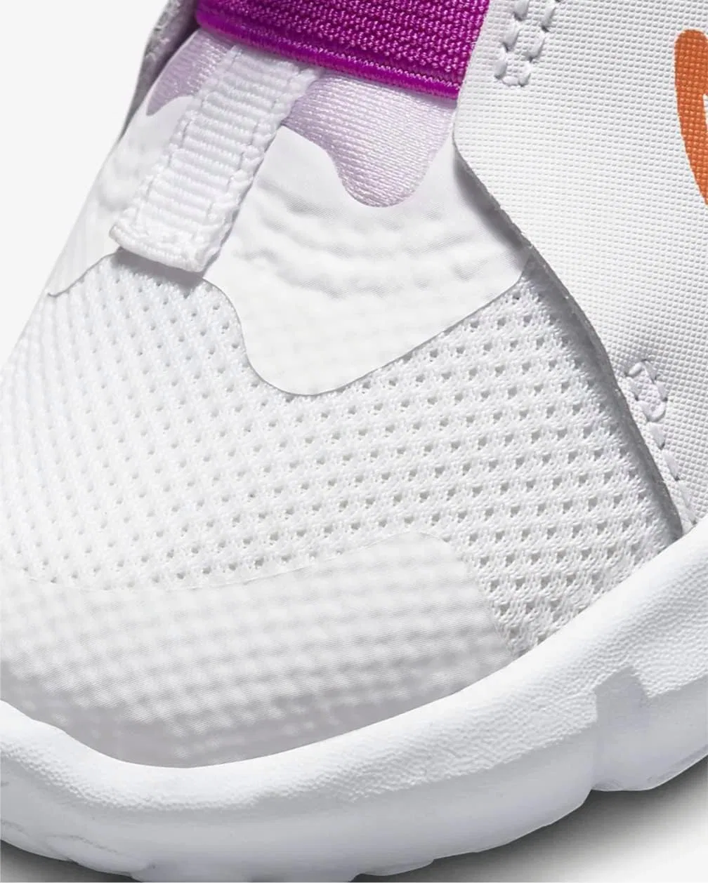 Детские кроссовки для мальчиков Flex Runner 2 Nike, White-Metallic Copper — фото 2