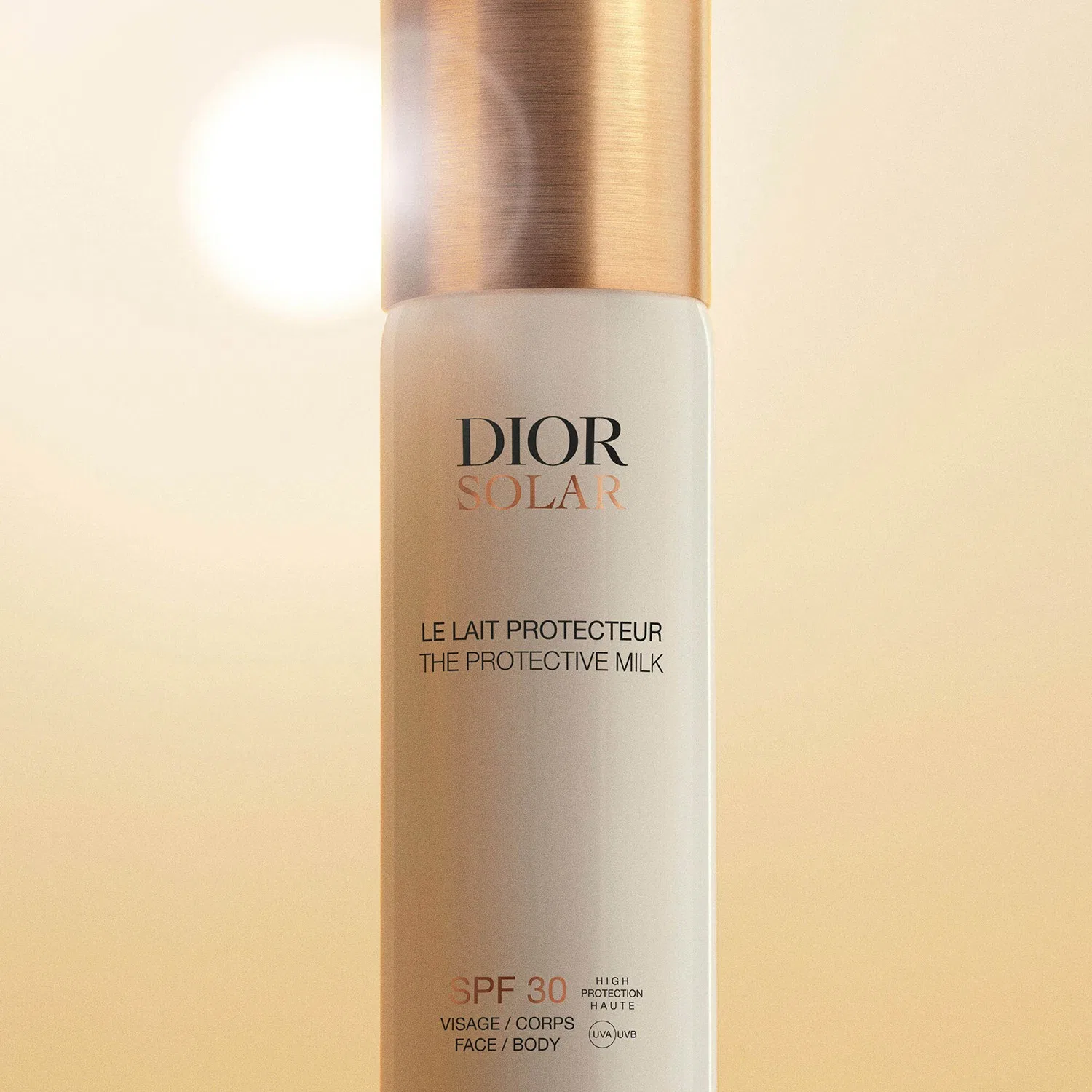 Солнцезащитное молочко для лица и тела SPF 30 Dior Solar Le Lait Protecteur Visage et Corps, 125 мл — фото 2