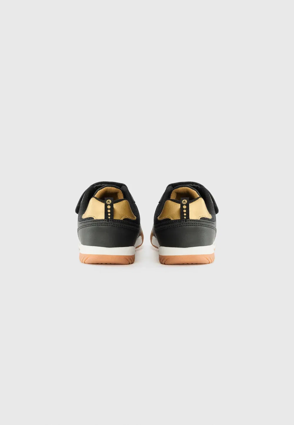 Унисекс гандбольные кроссовки Winger Jako, Jet Black/Rich Gold-Coloured — фото 3