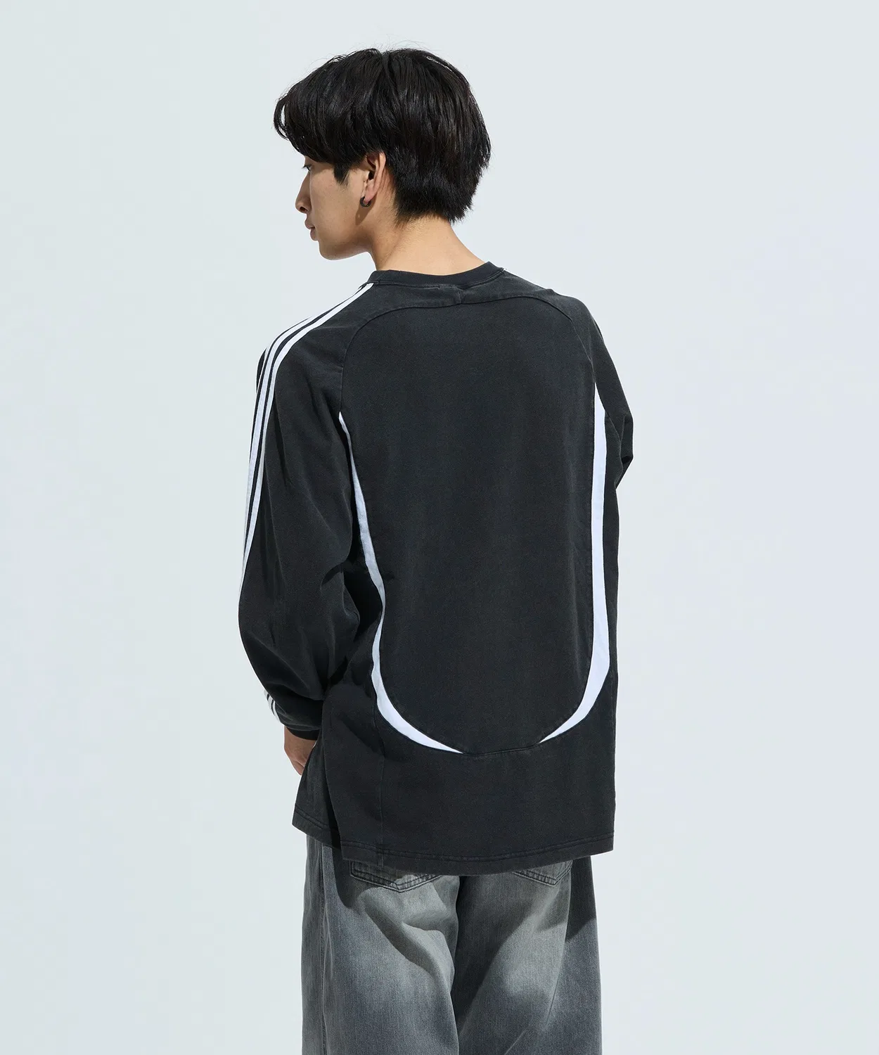 Мужская/женская футболка с длинным рукавомоверсайз Teamgeist Vintage Adidas, Black — фото 3