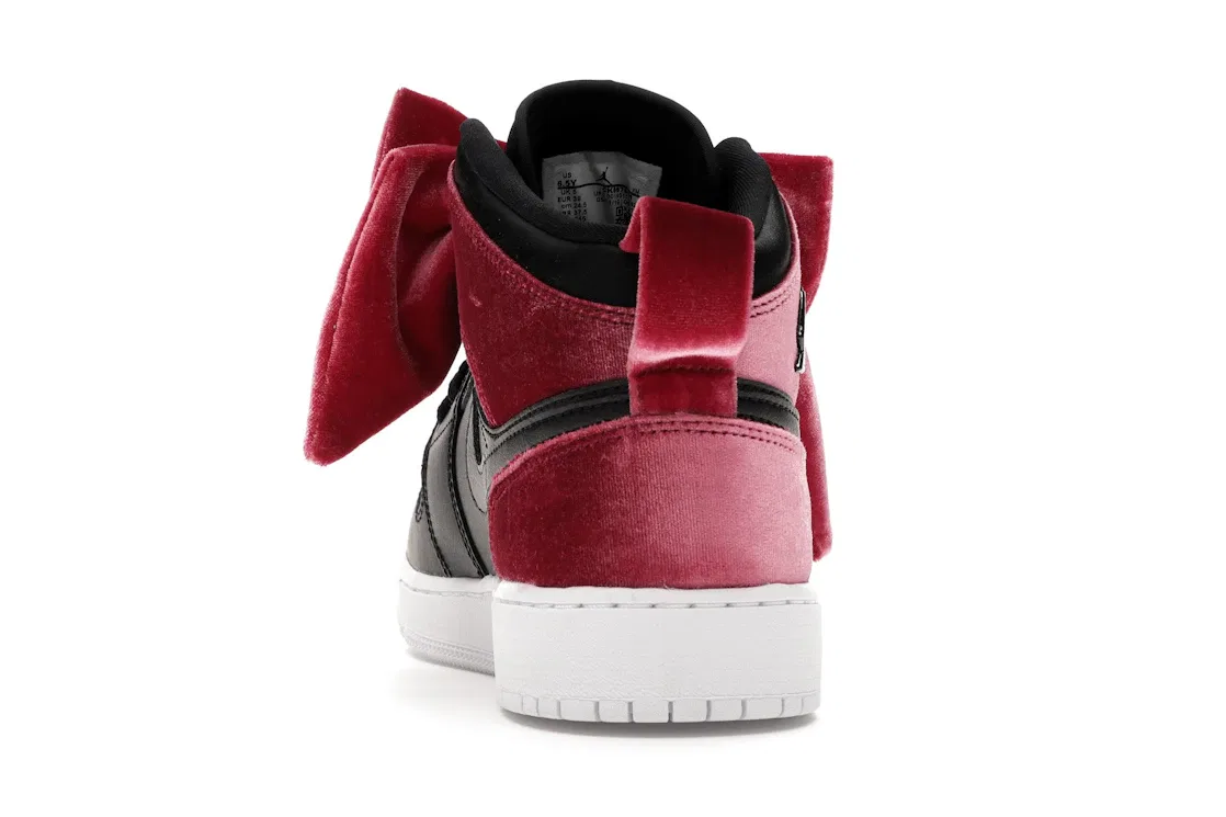 Детские кроссовки lifestyle Jordan 1 Mid Bow Jordan, Black/Black-Noble Red — фото 4