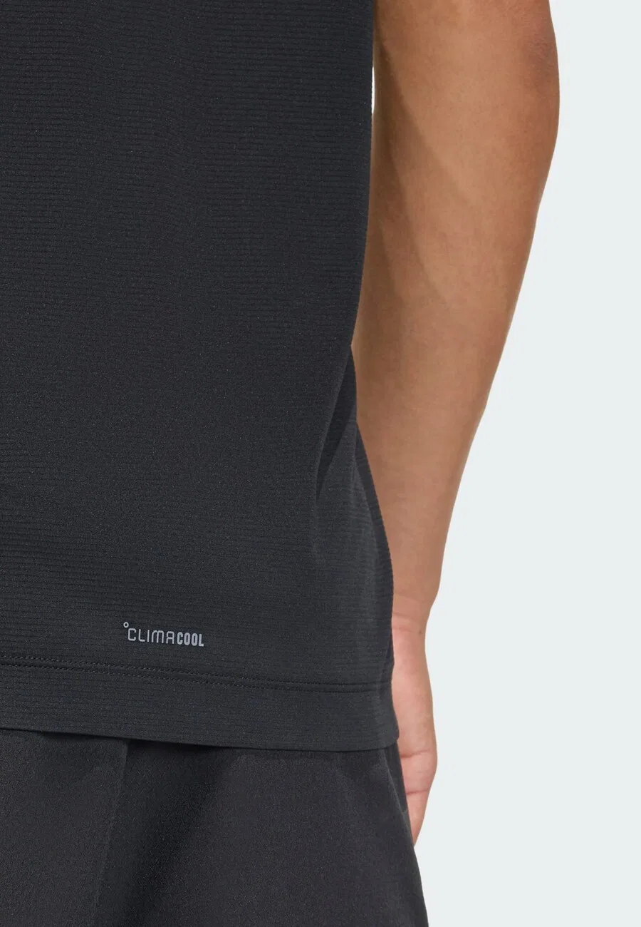 Спортивная футболка ADIDAS PERFORMANCE Performance Shirt 'D4T Power' черного цвета — фото 4