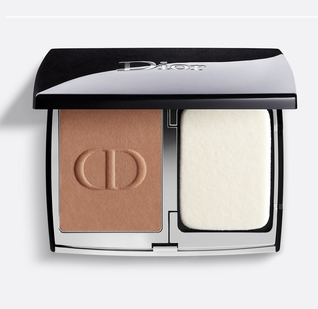 

Тональная основа Dior Forever Natural Velvet, 6N Neutral