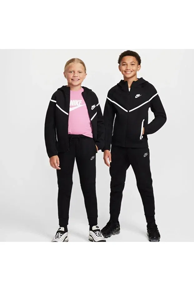Детские спортивные штаны для девочек с принтом Tech Fleece TF+ Reflective Jogger Kids Sweatpants FZ5434 Nike, Black