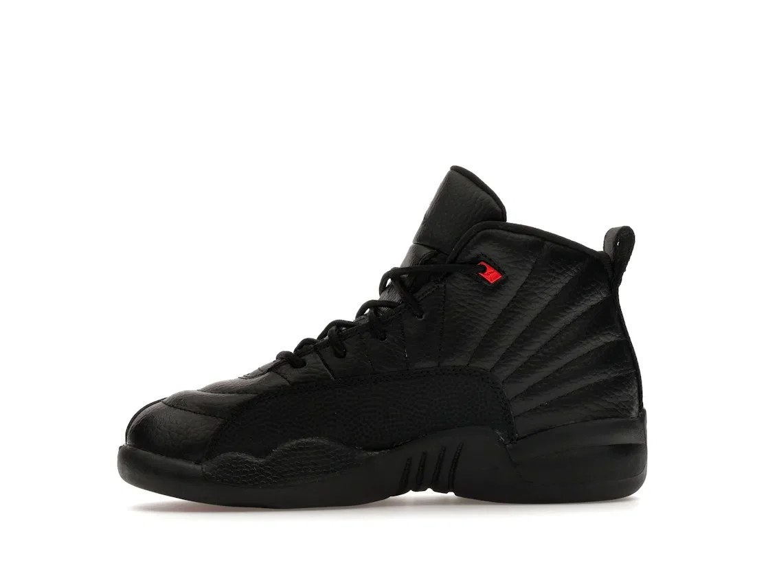 Детские кроссовки с высоким контрастом Jordan 12 Retro Bloodline Jordan, Black/Black/Varsity Red — фото 3