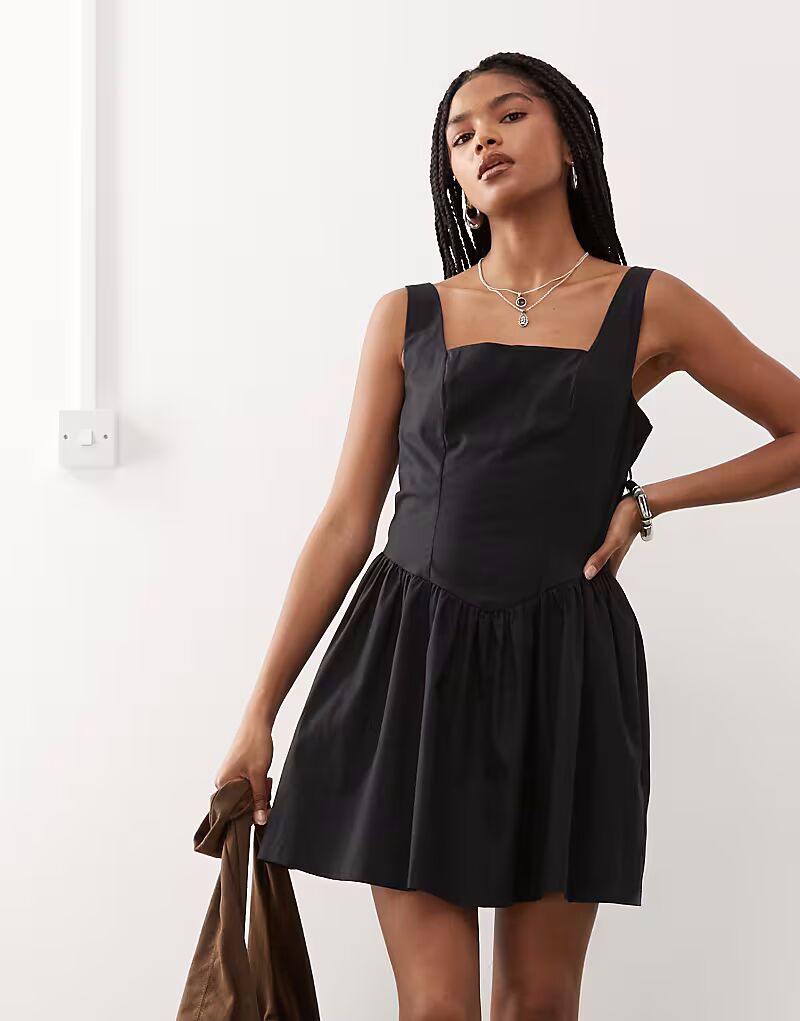 

Мини-платье из хлопка с квадратным вырезом и заниженной талией, черное Monki