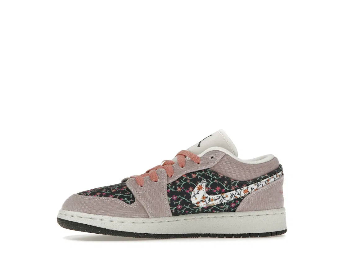 Детские кроссовки Lifestyle с принтом Jordan 1 Low SE Jordan, Platinum Violet/Anthracite/Red Stardust/Sail — фото 3