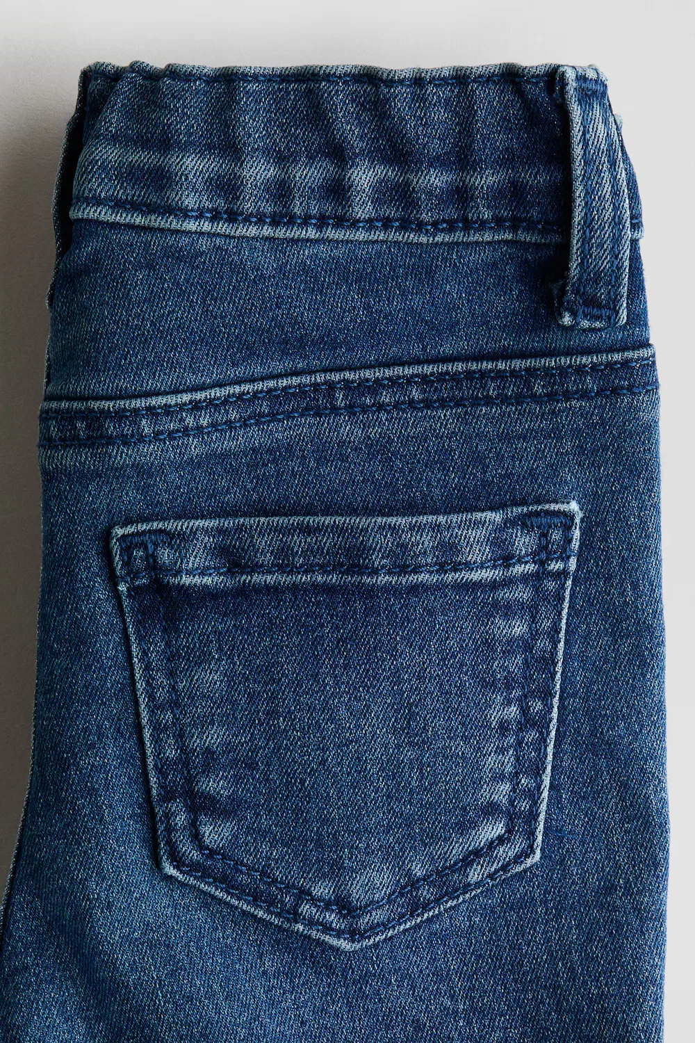Джинсы из эластичной ткани H&M, Dunkles Denimblau — фото 3