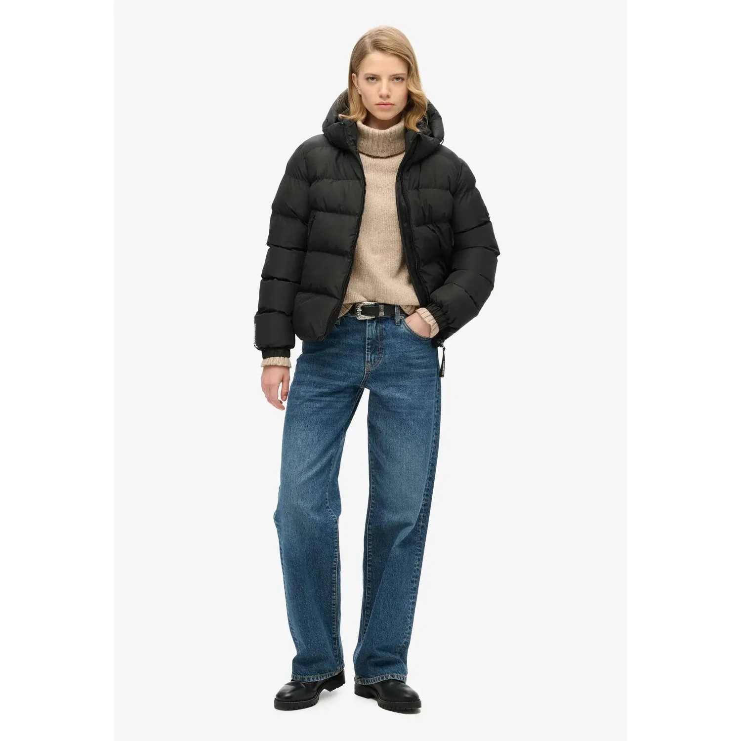 Женская утепленная куртка с капюшоном Superdry Hooded Sports, Schwarz — фото 2