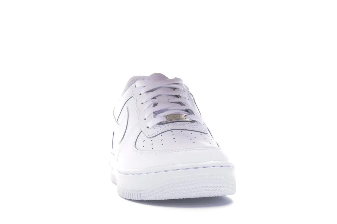 Детские кроссовки с перфорацией Nike Air Force 1 Low, White/White — фото 2