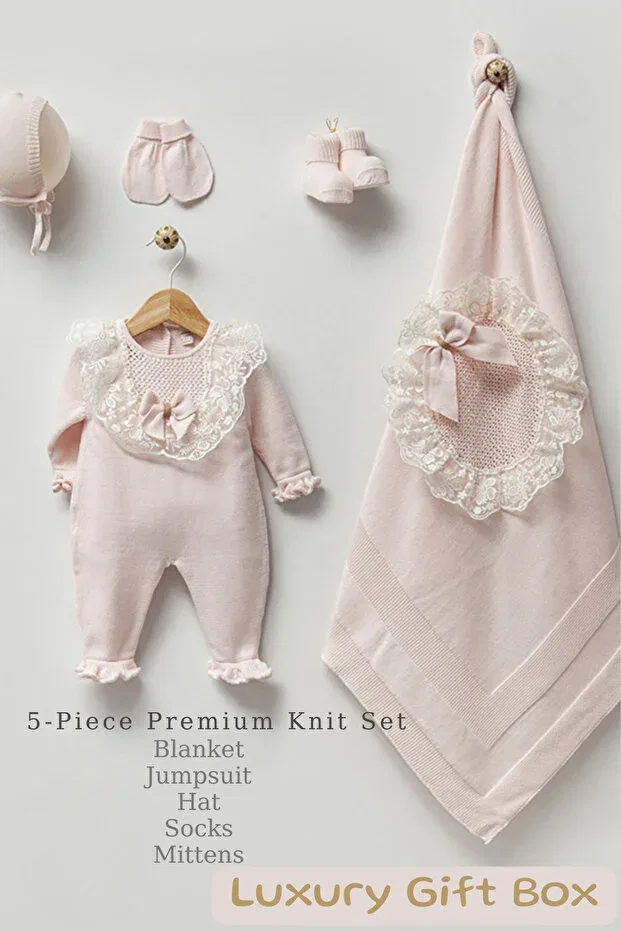 Детский комплект для новорожденных девочек хлопковый Blossom Lace Trim 5-Piece Baby Girl Hospital Discharge Set-Premium Cotton Knit Newborn Set-Gift Ready Naka Concept, Pink — фото 4