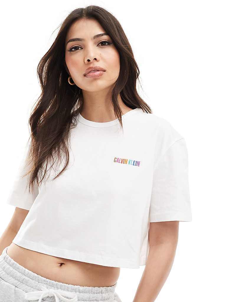 

Белая хлопковая футболка с круглым вырезом Calvin Klein Intens Power Pride