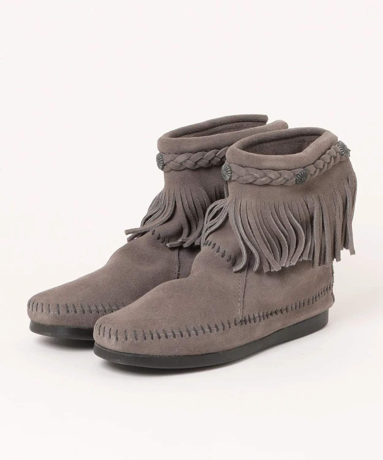 Ботинки высокие с бахромой MINNETONKA, кожаные, на молнии, серые