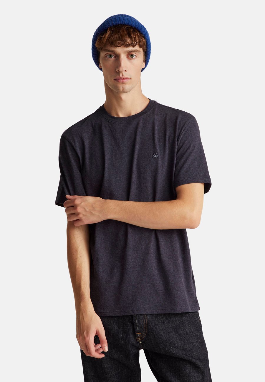 

Футболка United Colors of Benetton Basic T-shirt, Blue