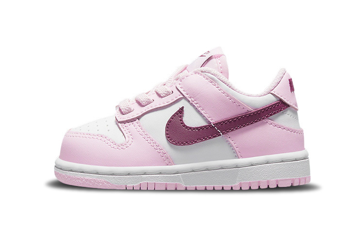 

Кроссовки Nike Dunk Low Pink Red White TD