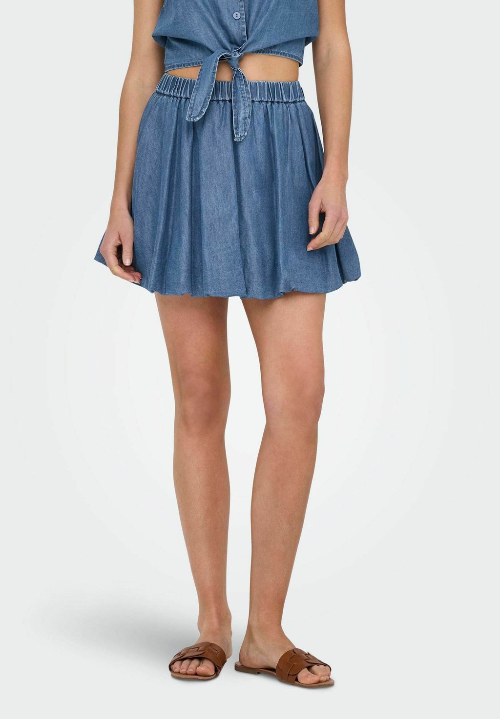 

Джинсовая юбка Puffball skirt ONLY, цвет Medium Blue Denim