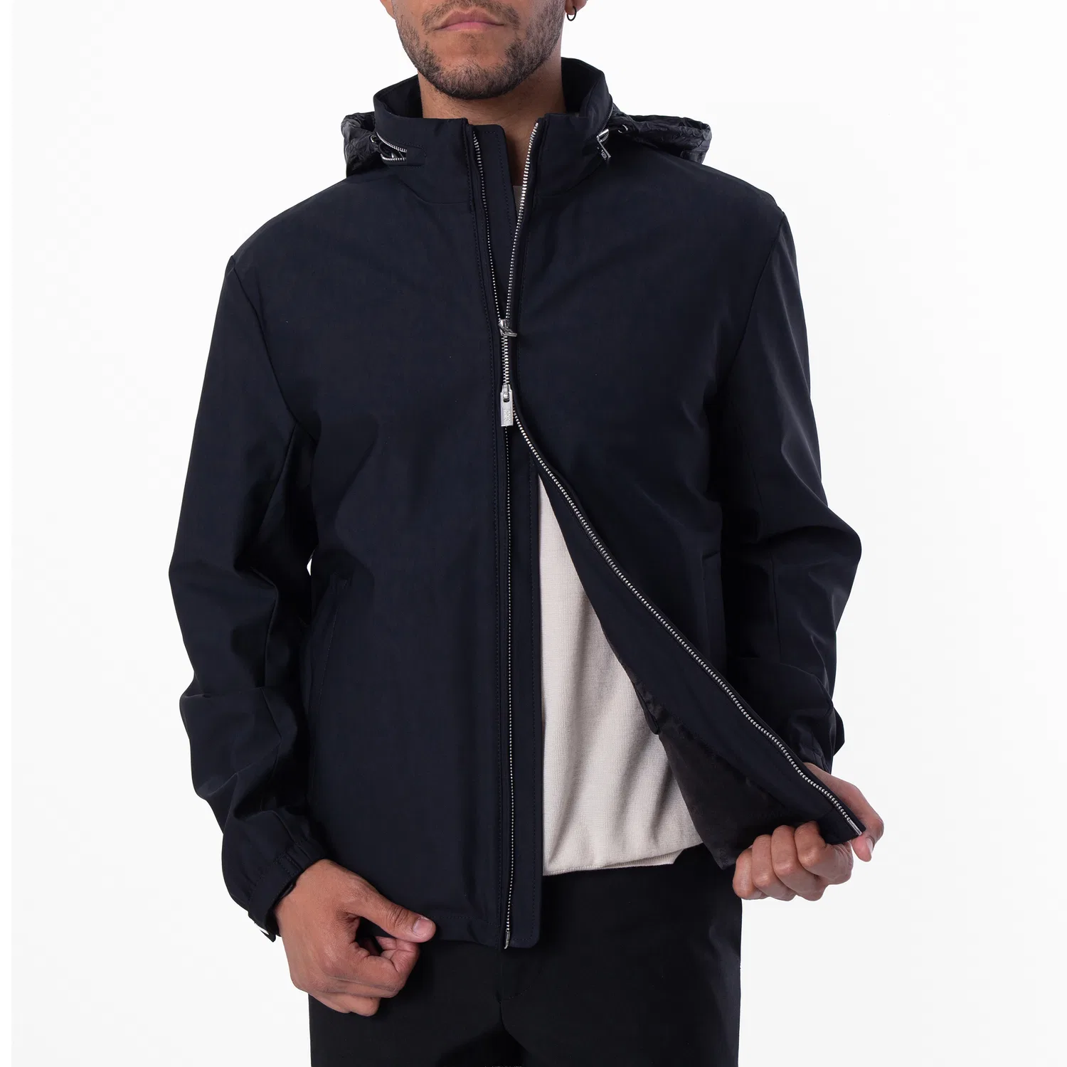 Куртка нейлоновая с капюшоном Essentials Full-Zip Nylon Jacket with Stowaway Hood Emporio Armani, Black — фото 2