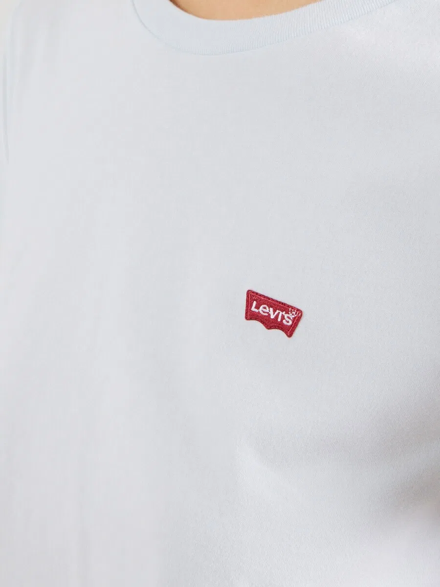 Футболка LEVI'S пастельно-голубого цвета — фото 2