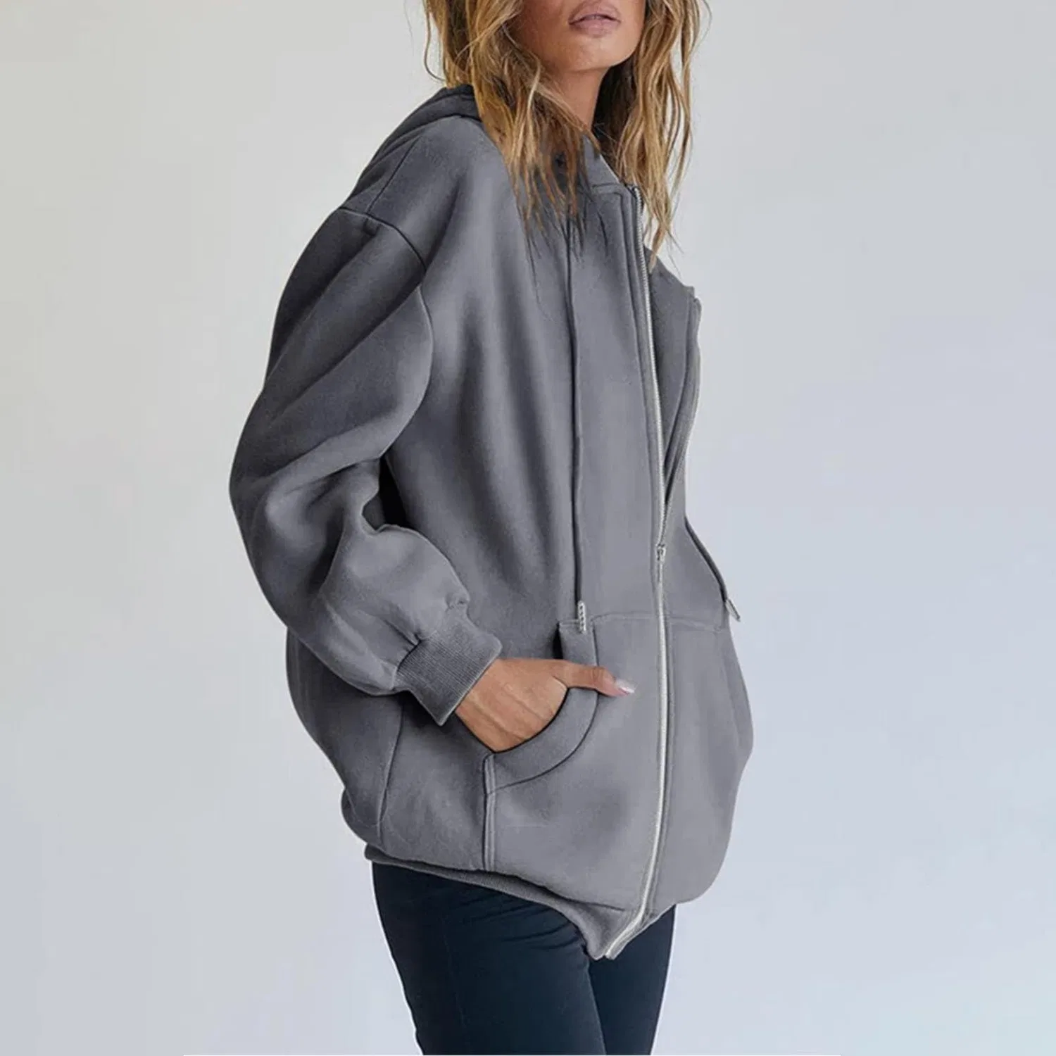Женская куртка oversize с капюшоном и карманами, длинная, на молнии, Grigio Scuro — фото 2