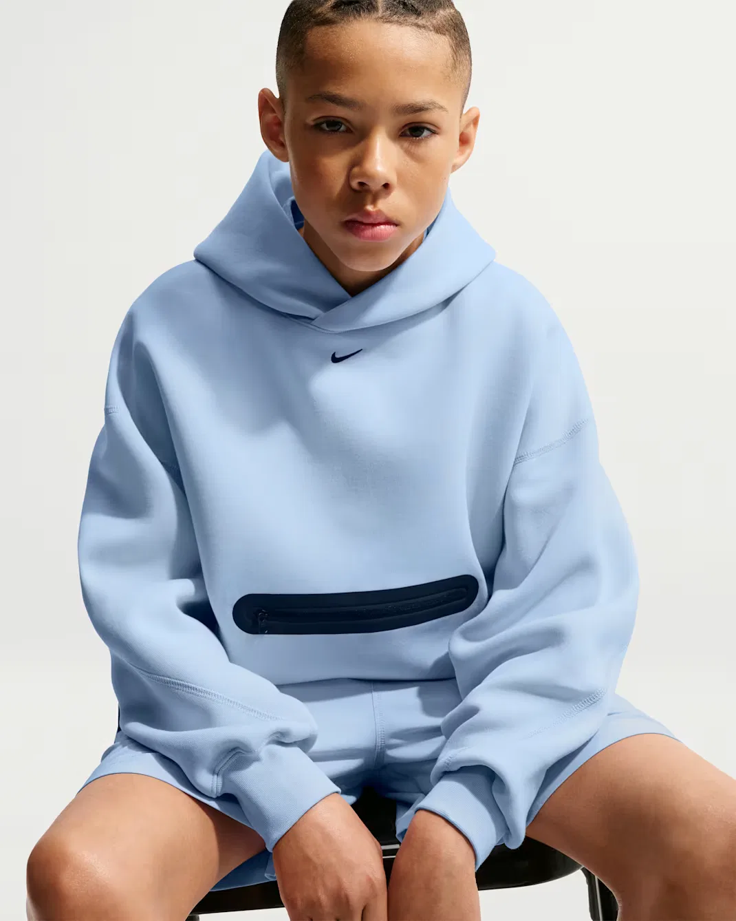 Толстовка с капюшоном большого размера для мальчиков (подростков) Nike Sportswear Tech Fleece, Hydrogen Blue/Black — фото 3