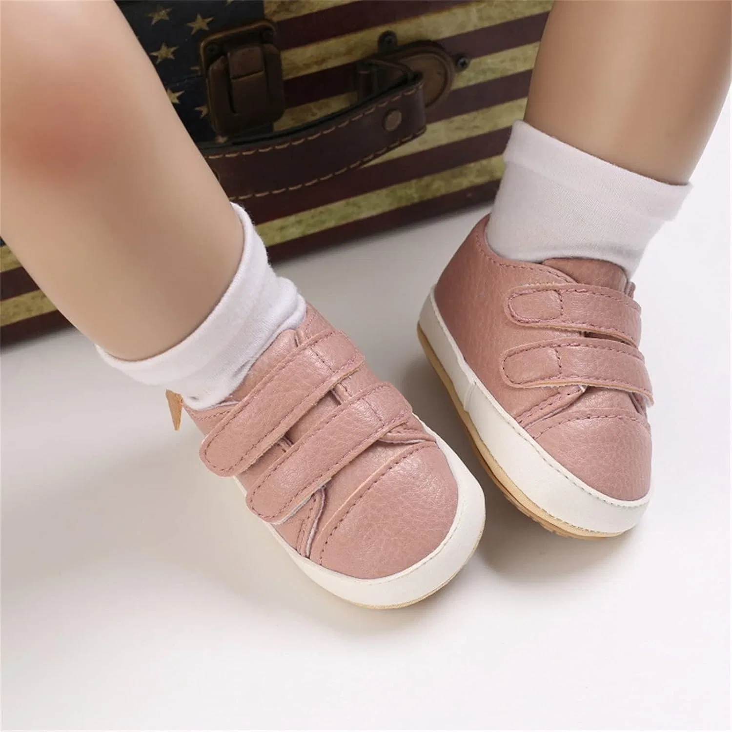 Детские кроссовки для девочек нескользящие Solid Walking Sneaker, Pink — фото 2