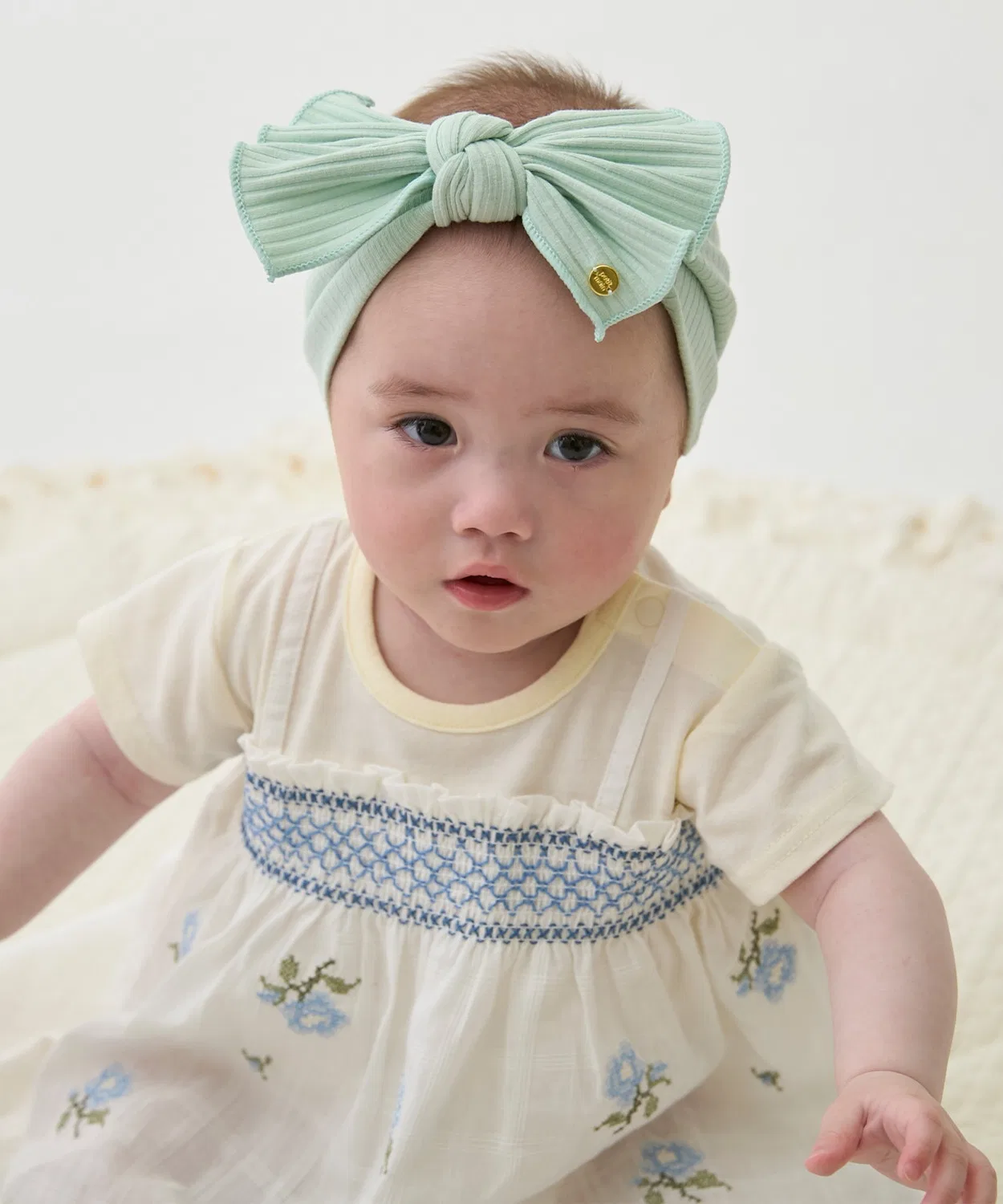 Детский комбинезон-боди с цветочной вышивкой Blue petit main — фото 2