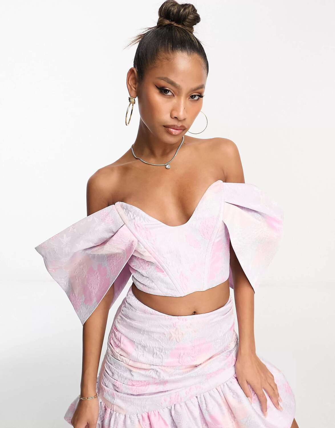 

Корсетный укороченный топ с корсетными рукавами и рукавами ASOS LUXE Coord Sweet Heart из жаккарда пастельных тонов