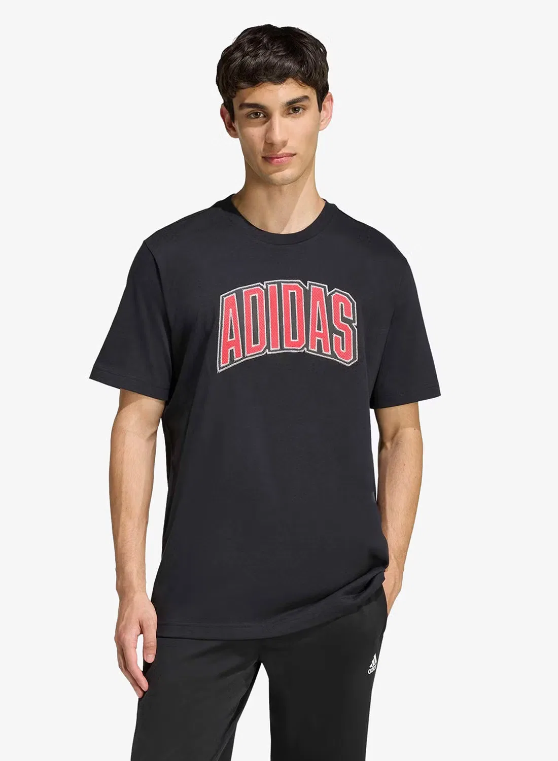 Футболка свободного кроя с принтом Stadium Collegiate Graphic Adidas, черный