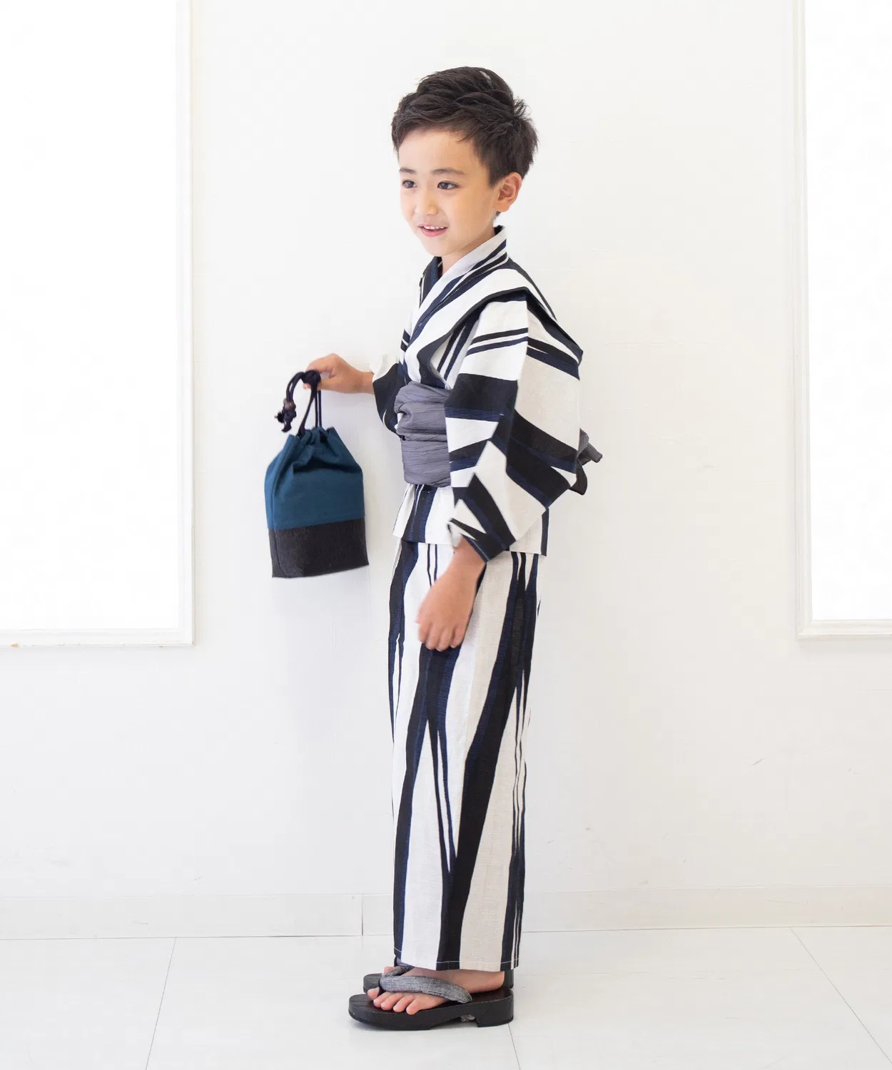 Детское кимоно-юката с полосатым принтом, комплект из 3 предметов Yukata-kan Grace, White — фото 2