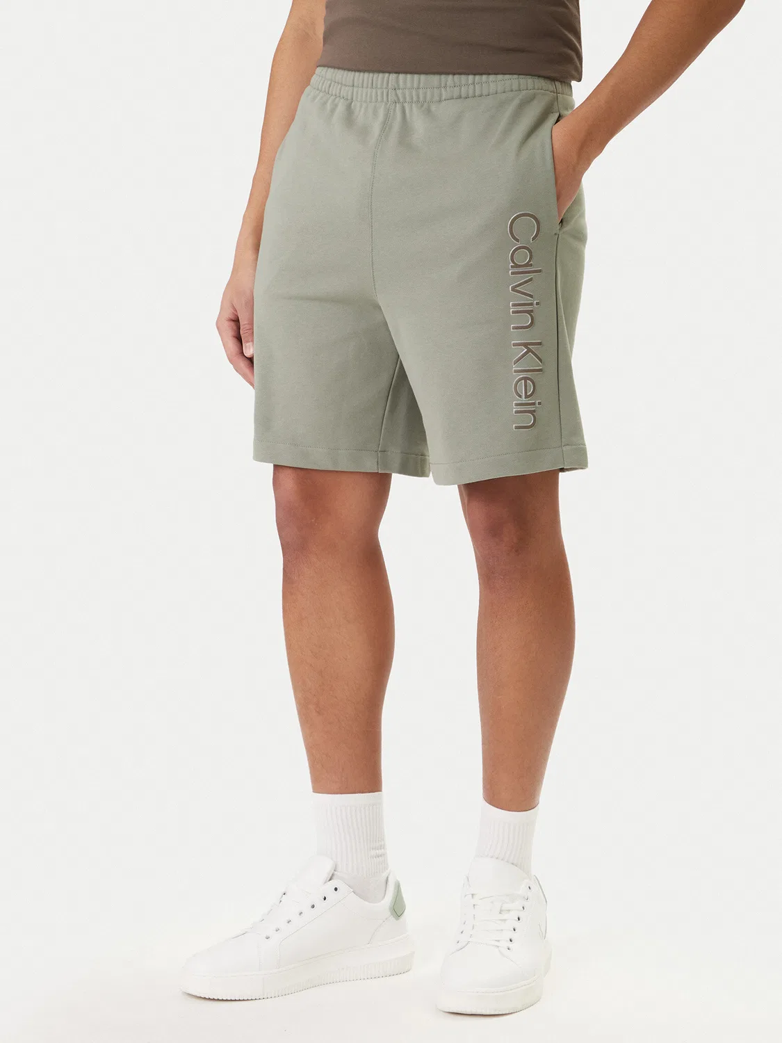 Мужские спортивные шорты стандартного кроя Calvin Klein, бежевый