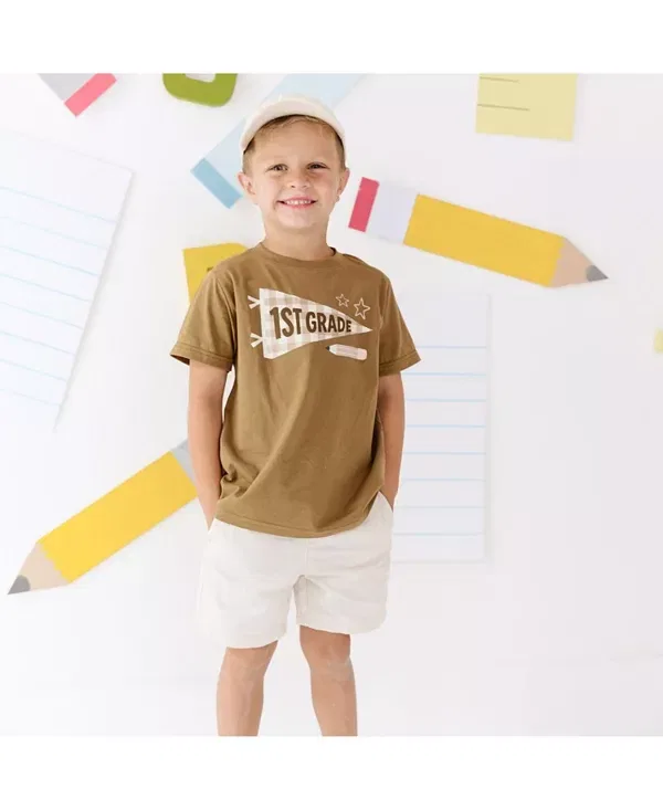 Детская футболка с принтом First Grade Pennant Sweet Wink, коричневый — фото 2