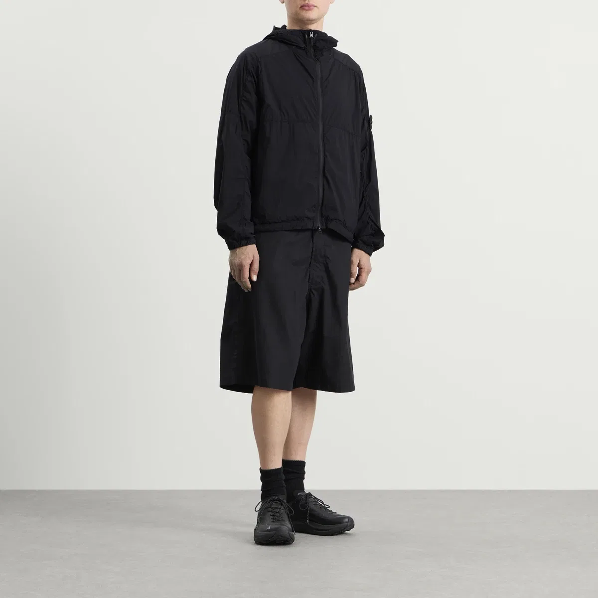 Куртка из ультралегкого нейлона с капюшоном Ultralight Nylon Stretch-TC Hooded Jacket Stone Island, Navy Blue — фото 4