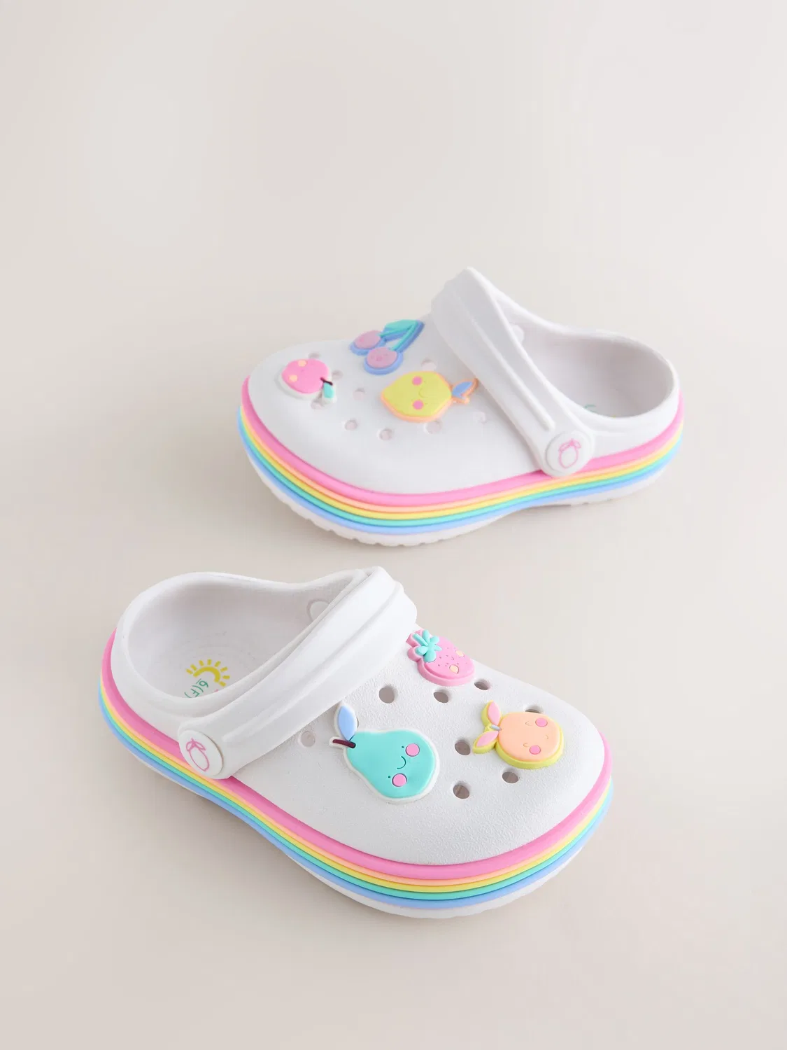 Клоги детские Character Clogs Next, белый фруктовый