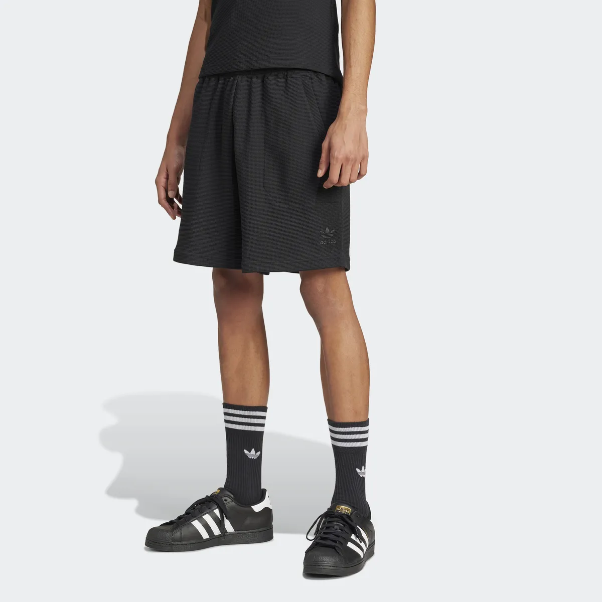 

Шорты Adidas Originals "ESS W SHO" (1 шт.), черный